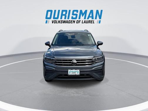 Platinum Gray Metallic 2023 Volkswagen Tiguan 2.0T S