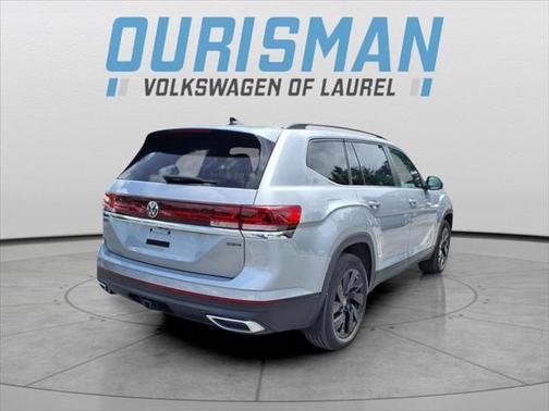 2024 Volkswagen Atlas 2.0T SE w/Technology 4MOTION