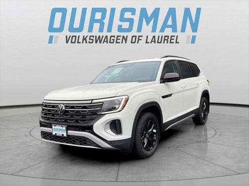 2025 Volkswagen Atlas 2.0T SE