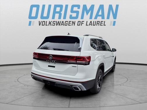 2026 Volkswagen Atlas Peak Edition