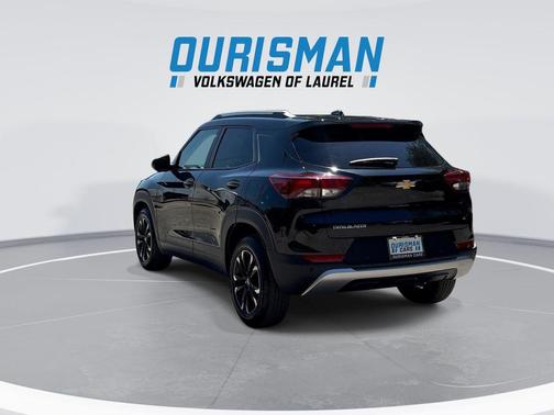 Mosaic Black Metallic 2022 Chevrolet Trailblazer LT