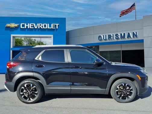 Mosaic Black Metallic 2022 Chevrolet Trailblazer LT