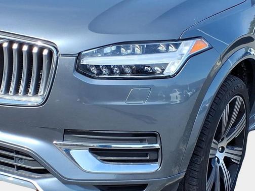2020 Volvo XC90 Hybrid T8 Inscription 7 Passenger