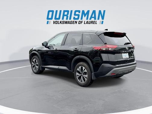 Super Black 2021 Nissan Rogue SV