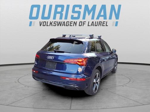 2022 Audi Q5 45 S line Premium Plus