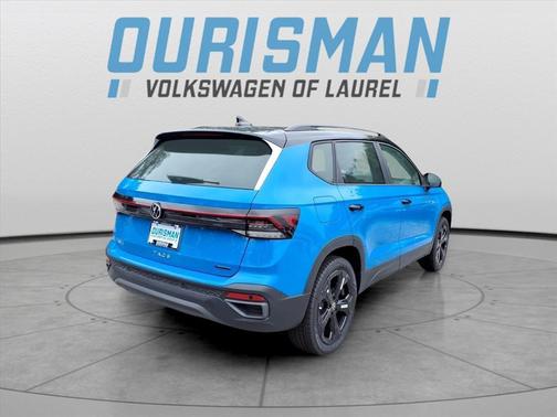2025 Volkswagen Taos 1.5T SE Black