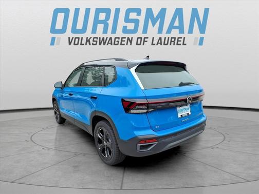 2025 Volkswagen Taos 1.5T SE Black