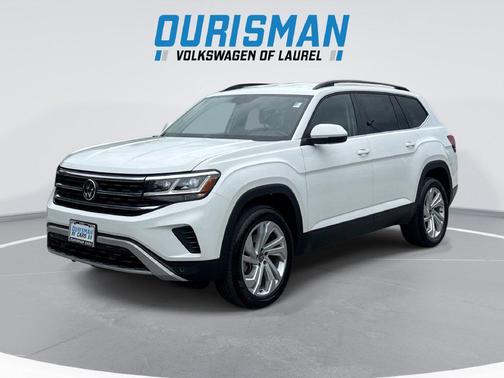 Pure White 2023 Volkswagen Atlas 2.0T SE w/Technology 4MOTION