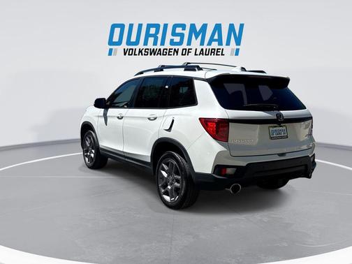 Platinum White Pearl 2023 Honda Passport AWD EX-L