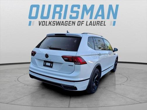 2024 Volkswagen Tiguan 2.0T SE R-Line Black 4MOTION