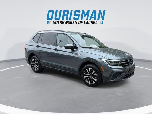 Platinum Gray Metallic 2024 Volkswagen Tiguan 2.0T S