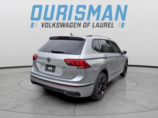 2023 Volkswagen Tiguan 2.0T SE R-Line Black