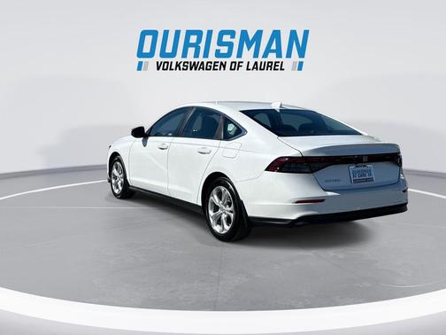 Platinum White Pearl 2023 Honda Accord LX 1.5T