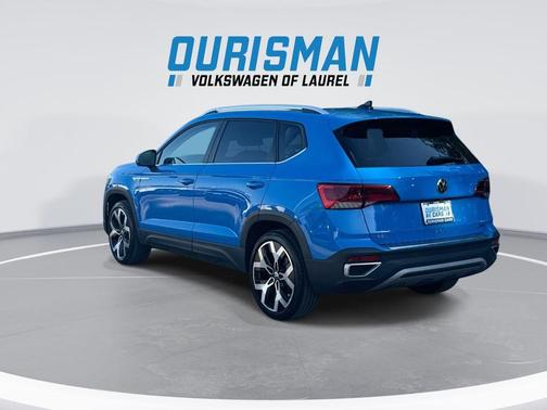 Cornflower Blue 2022 Volkswagen Taos 1.5T SEL