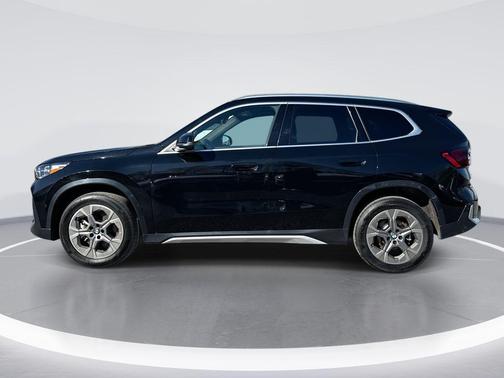 Jet Black 2025 BMW X1 xDrive28i