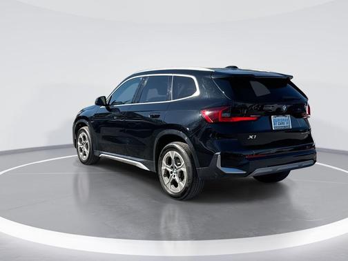 Jet Black 2025 BMW X1 xDrive28i