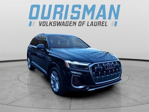 2025 Audi Q7 55 Premium Plus