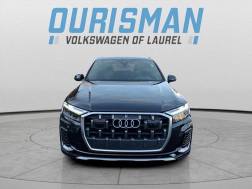 2025 Audi Q7 55 Premium Plus