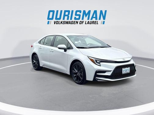 Wind Chill Pearl 2026 Toyota Corolla Hybrid SE