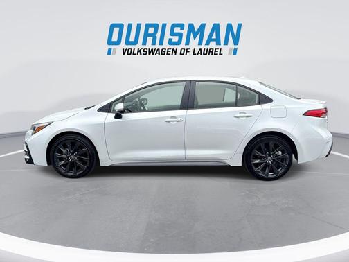 Wind Chill Pearl 2026 Toyota Corolla Hybrid SE
