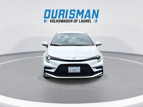 Wind Chill Pearl 2026 Toyota Corolla Hybrid SE