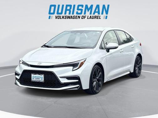 Wind Chill Pearl 2026 Toyota Corolla Hybrid SE