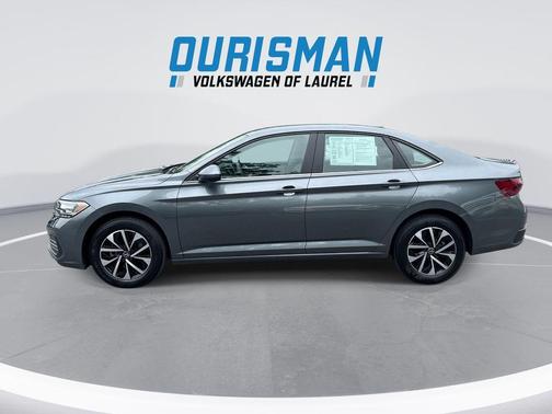 Platinum Gray Metallic 2023 Volkswagen Jetta 1.5T S