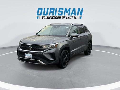 Platinum 2023 Volkswagen Taos 1.5T SE