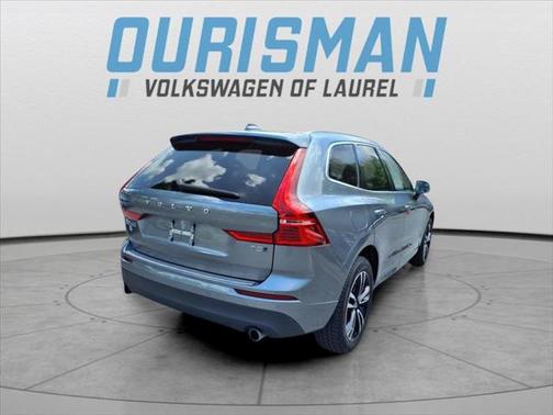 2021 Volvo XC60 T5 Momentum