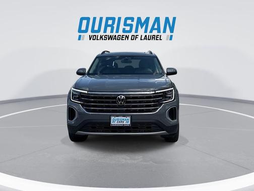 Pure Gray 2026 Volkswagen Atlas 2.0T SE w/Technology 4MOTION