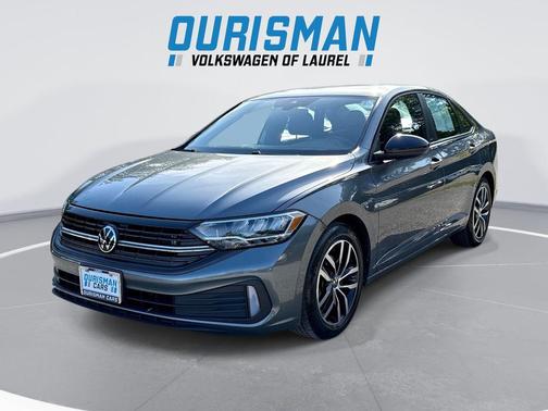 Platinum Gray Metallic 2024 Volkswagen Jetta 1.5T Sport