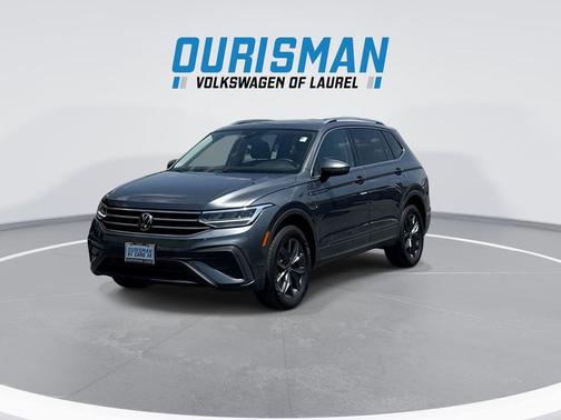 Platinum Gray Metallic 2022 Volkswagen Tiguan 2.0T SE 4MOTION