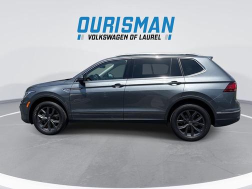 Platinum Gray Metallic 2022 Volkswagen Tiguan 2.0T SE 4MOTION