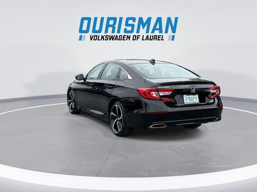 Crystal Black Pearl 2022 Honda Accord Sport SE 1.5T