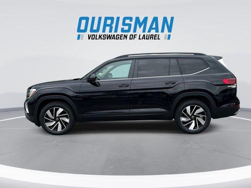 Deep Black Pearl 2026 Volkswagen Atlas 2.0T SE w/Technology 4MOTION