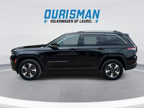Diamond Black Crystal Pearlcoat 2022 Jeep Grand Cherokee 4xe Base