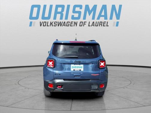 2023 Jeep Renegade Trailhawk