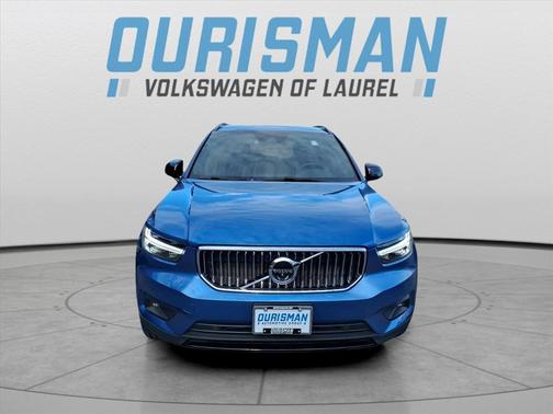 2021 Volvo XC40 T5 R-Design