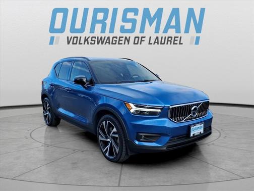 2021 Volvo XC40 T5 R-Design