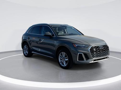2023 Audi Q5 45 S line Premium