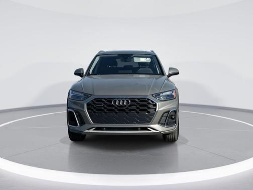 2023 Audi Q5 45 S line Premium