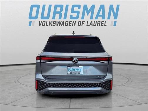 2025 Volkswagen Tiguan 2.0T SE R-Line Black 4MOTION