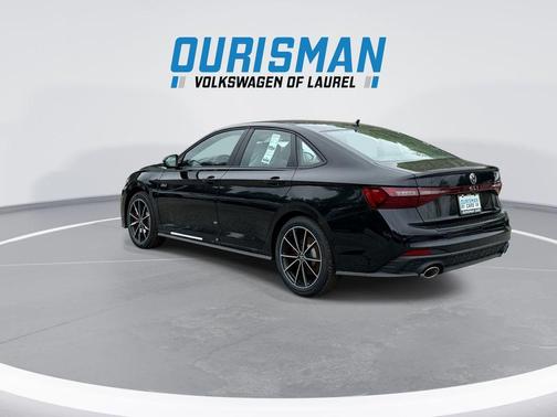 Deep Black Pearl 2026 Volkswagen Jetta GLI 2.0T Autobahn