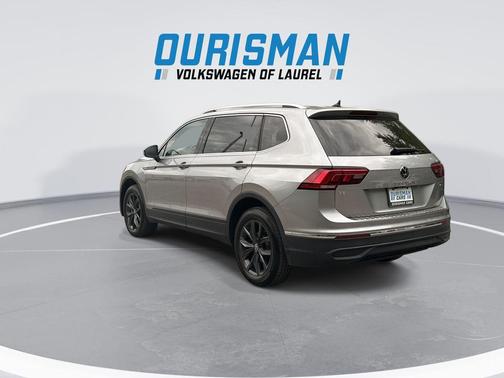 Pyrite Silver Metallic 2023 Volkswagen Tiguan 2.0T SE 4MOTION