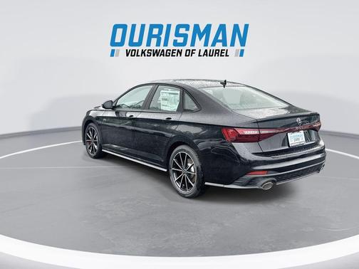 Deep Black Pearl 2026 Volkswagen Jetta GLI 2.0T Autobahn