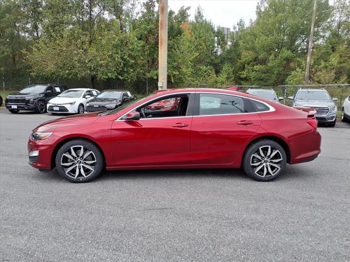 2024 Chevrolet Malibu FWD RS