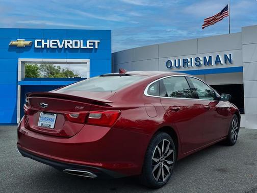 2024 Chevrolet Malibu FWD RS