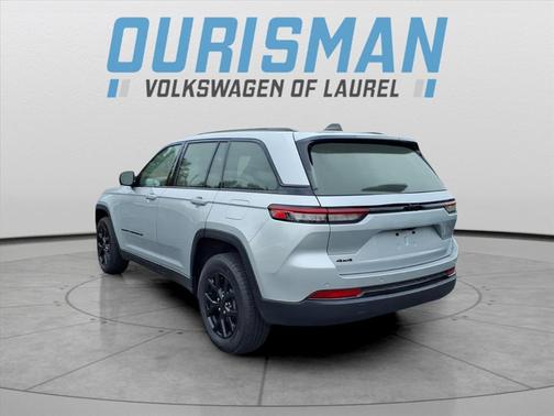2024 Jeep Grand Cherokee Altitude