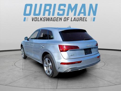 2022 Audi Q5 40 Premium Plus