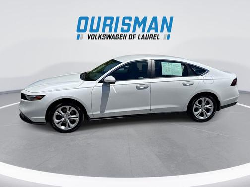 Platinum White Pearl 2024 Honda Accord LX 1.5T